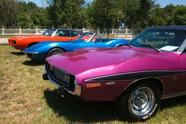 Mastering the Art of Blending Luxury and Affordable Fashion: Top Strategies for the Perfect Mix